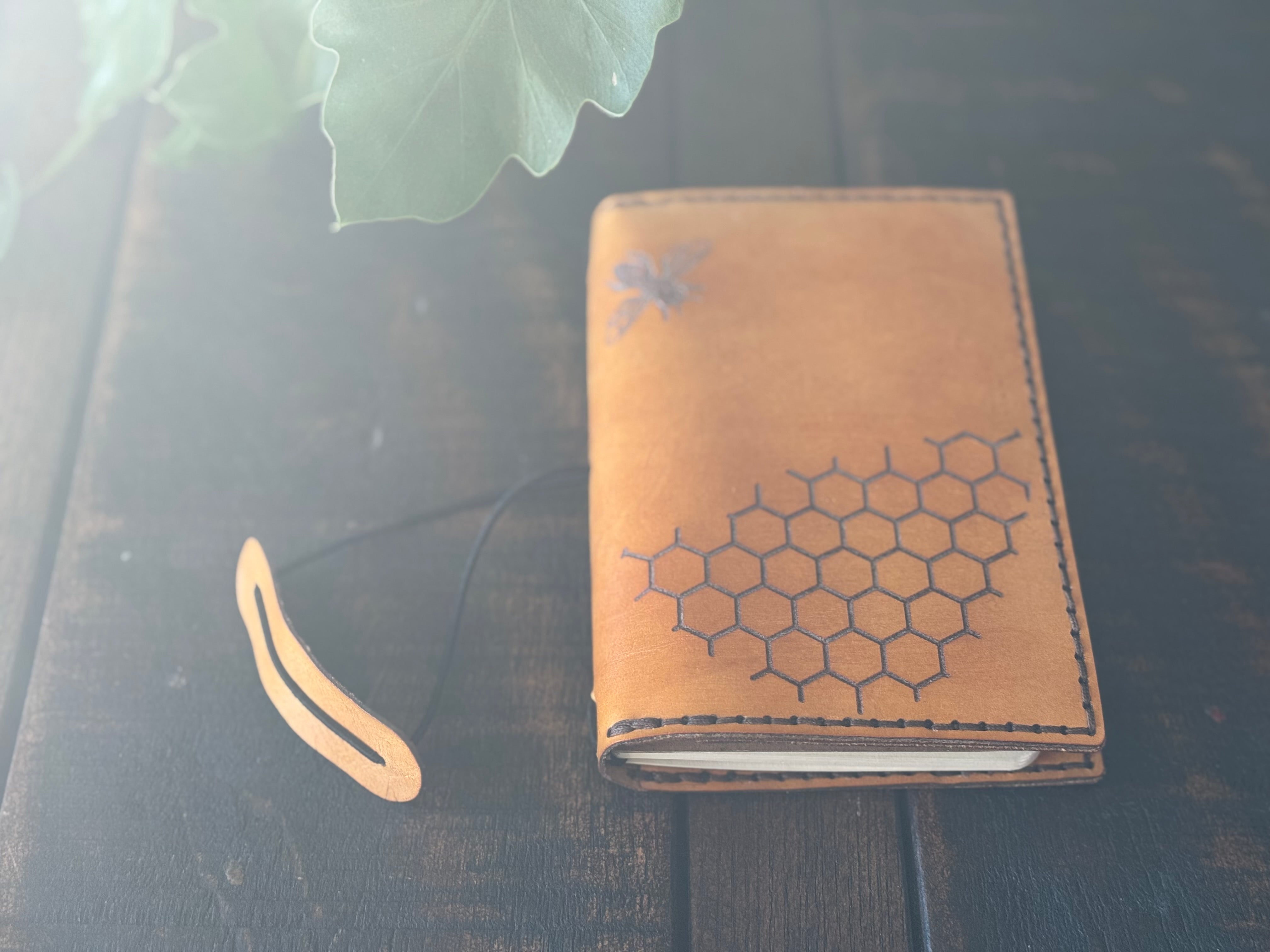 Bee Wallet/Passport/Journal Holder