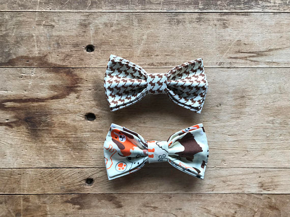 Dog Bow Ties - Set of Two - Ivory with Dogs
