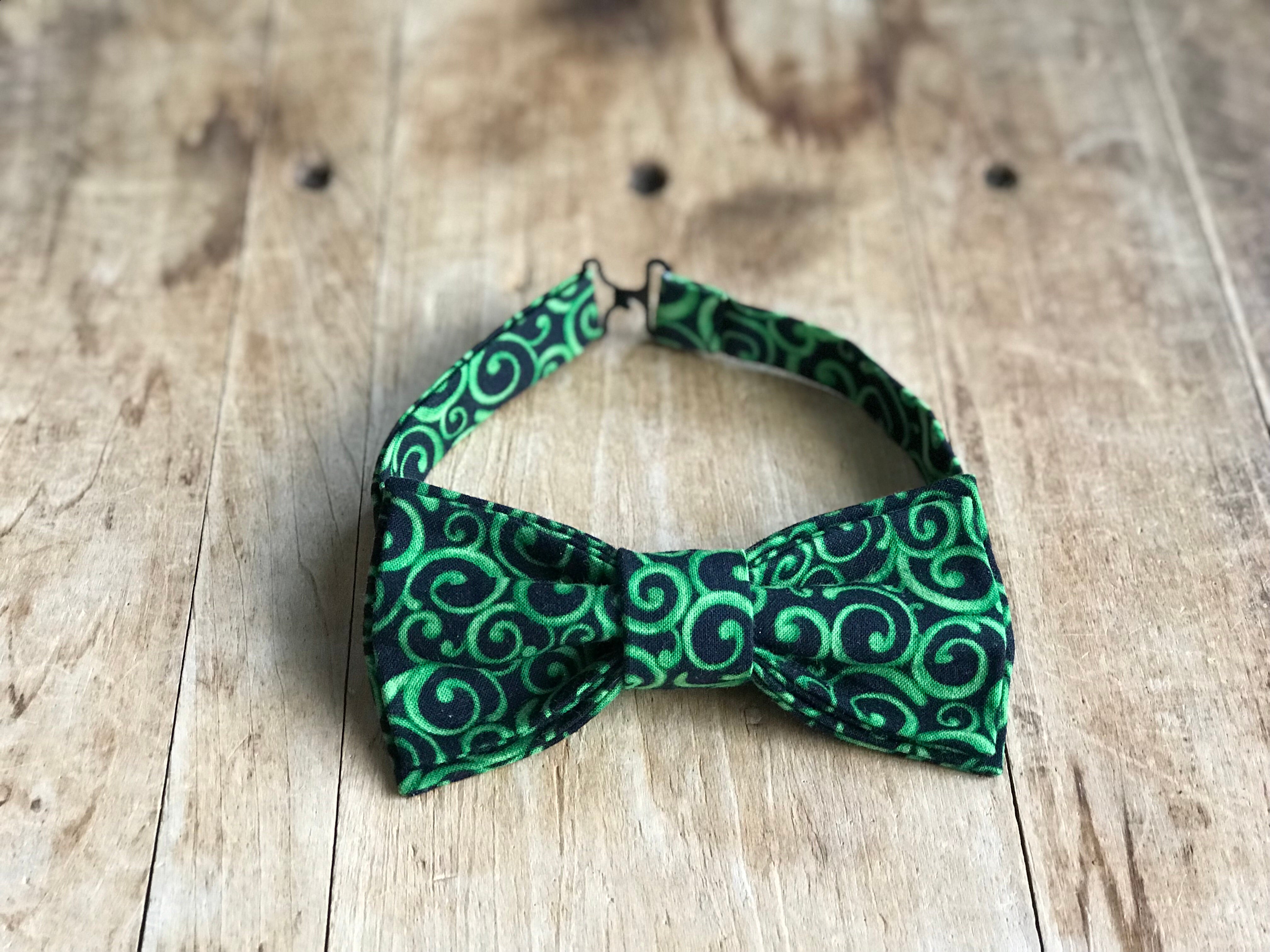 St. Patrick’s Day | Gent Bow Tie | Adjustable | Black with Green Filigree/Swirls | Handmade