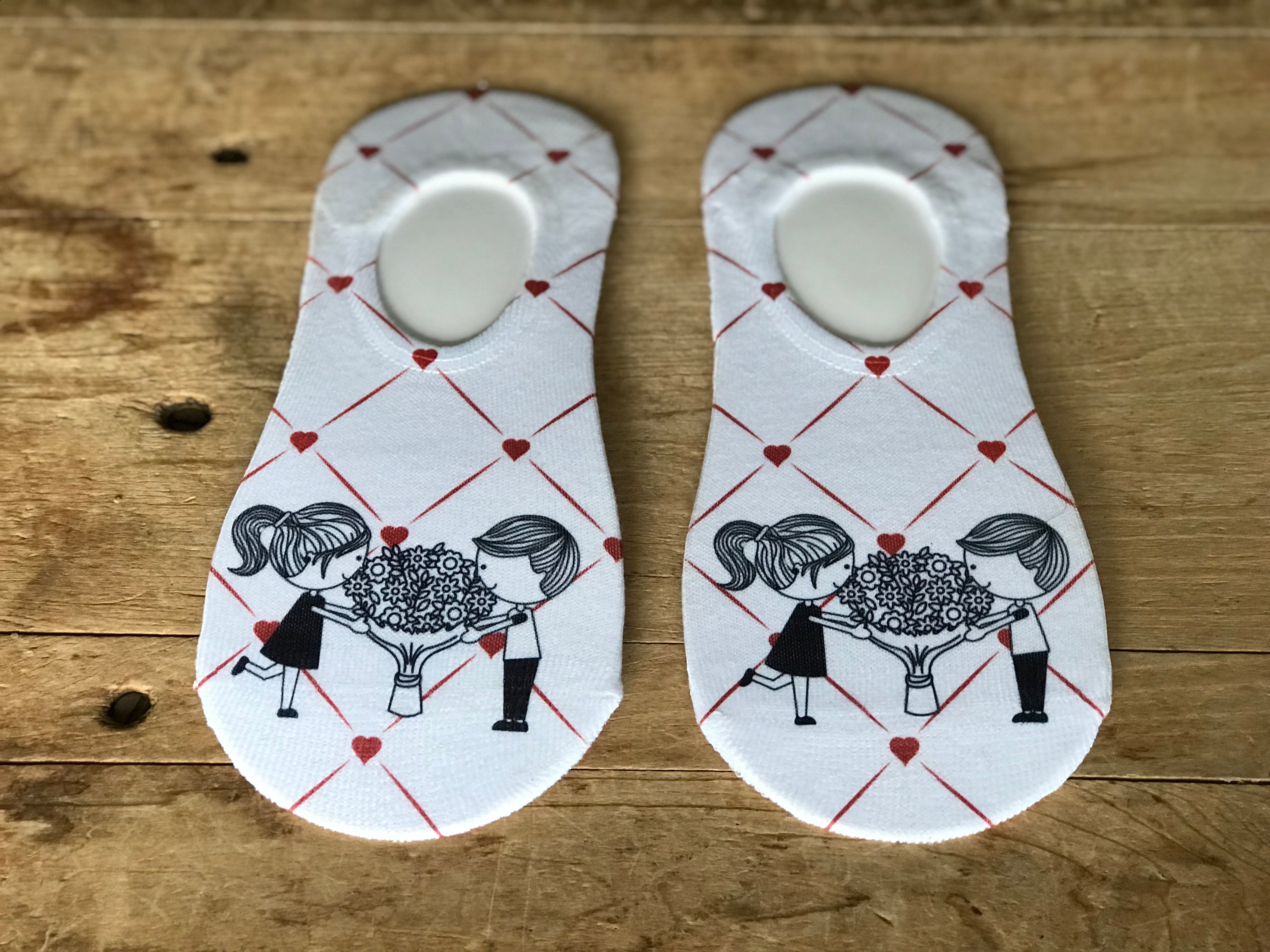 Valentine Socks with Trinket Tin ~ Gift Set